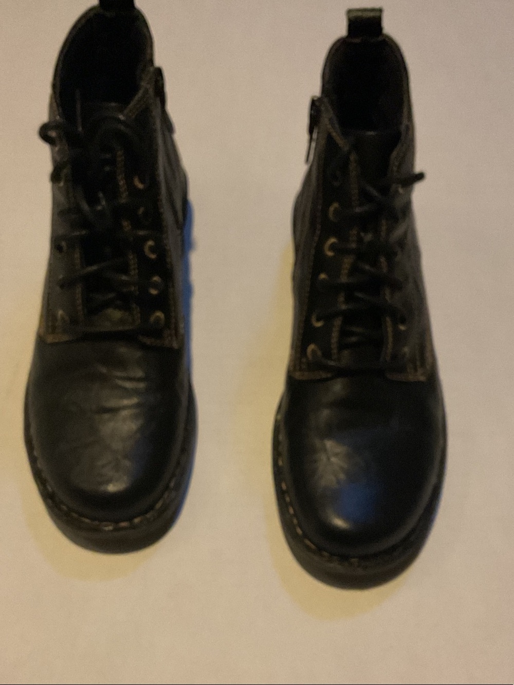 Clarks Men's Black Leather Chukka Boots